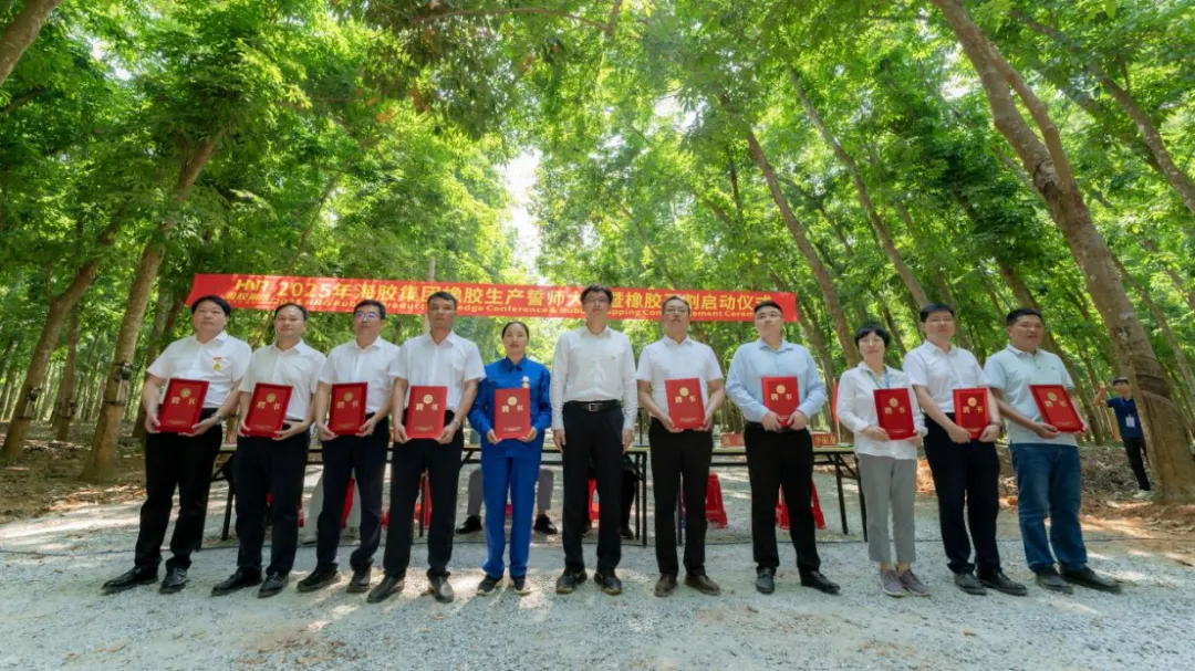 1745454964937056142.jpg 1745454964937056142.jpg